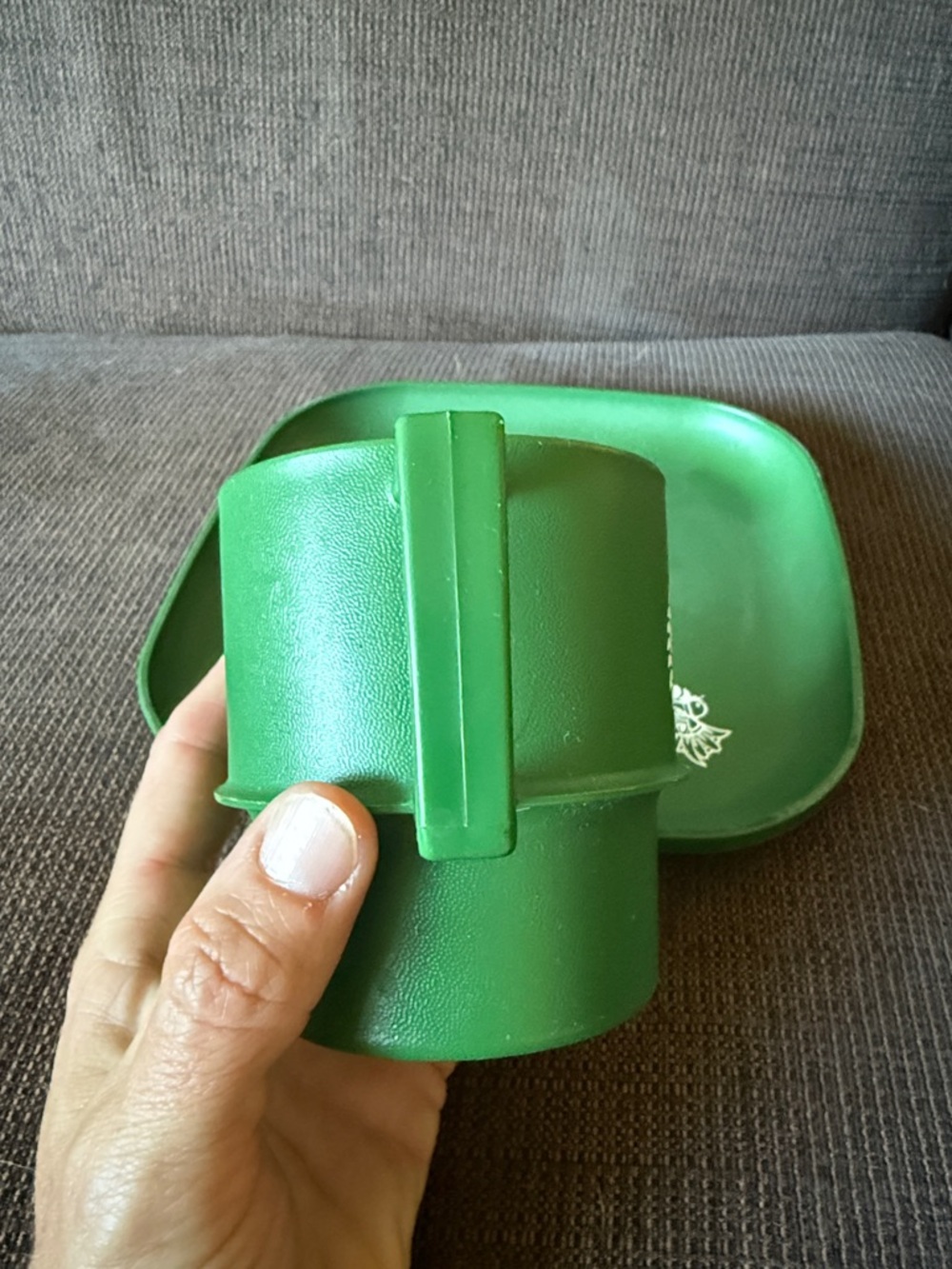 Green Two-Piece Tupperware Set with White Dove - Picture 7 of 10